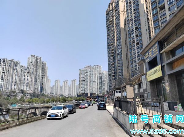 ɽ㳡ҵ300ƽŵתãɿתʵͼƬ