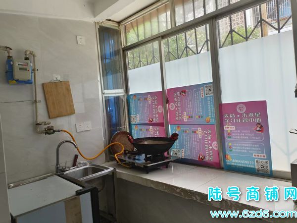 ½ţլ·йܰѵתãѧУʵͼƬ