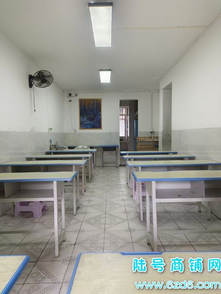 ½ţլ·йܰѵתãѧУʵͼƬ