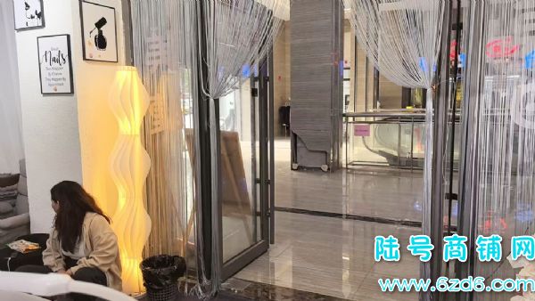 ½ţɽϷ·㳡׵ͻͼתʵͼƬ