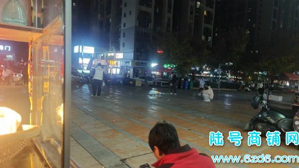 һתƳСſ6ƽ̯λͼתʵͼƬ