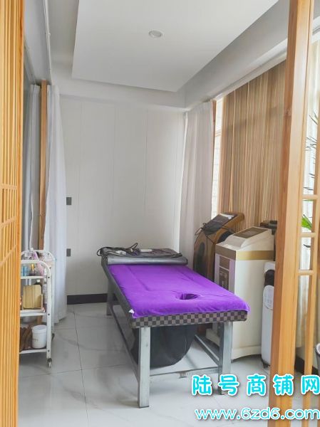 ĸڵ񻪹㳡ٽ250ƽתʵͼƬ