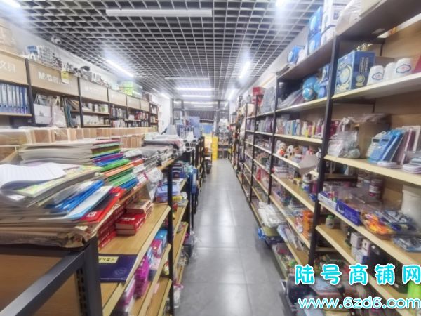 ѧУſľߵȫתʵͼƬ