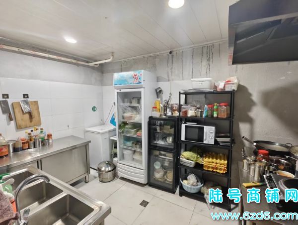 ����2600 �ڵ�����������140ƽ������ת��ʵ��ͼƬ