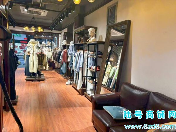 �����س�����λ���ٽ�68ƽ����������ת�÷ѣ���ҵ����ʵ��ͼƬ