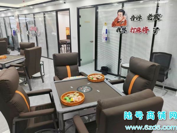 �ĸ����� 4�򻨹�԰�����㳡3��������ת�ã�һ������ʵ��ͼƬ