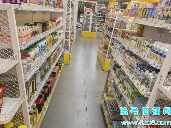 ��½�ţ�Ϣ����Сկ�����������ʳ��ת�ã��Ա߾���ѧУ������ʵ��ͼƬ