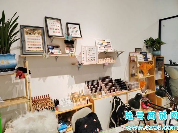 һ����̸ ����԰�����㳡3��¥60ƽ�������׵�ת��ʵ��ͼƬ