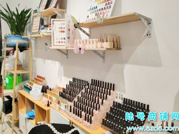 һ����̸ ����԰�����㳡3��¥60ƽ�������׵�ת��ʵ��ͼƬ