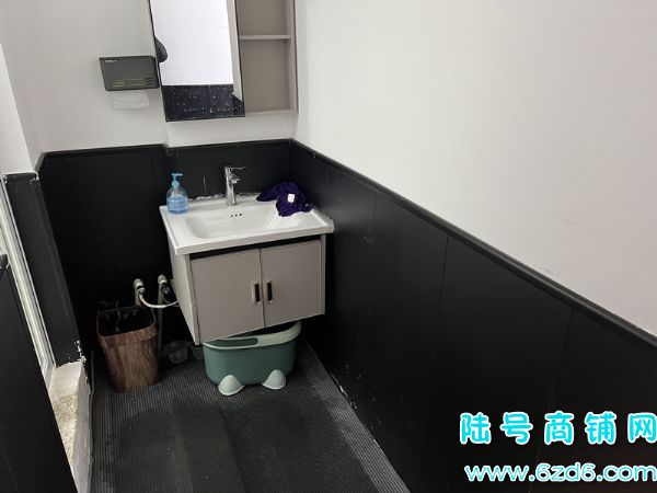 ��½�ţ����ʲ�������װ�������£���չ��A5���ŵͼ�ת��ʵ��ͼƬ