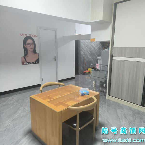 ��½�ţ���ɽ��������������۾���ת�ã��ɿ�תʵ��ͼƬ