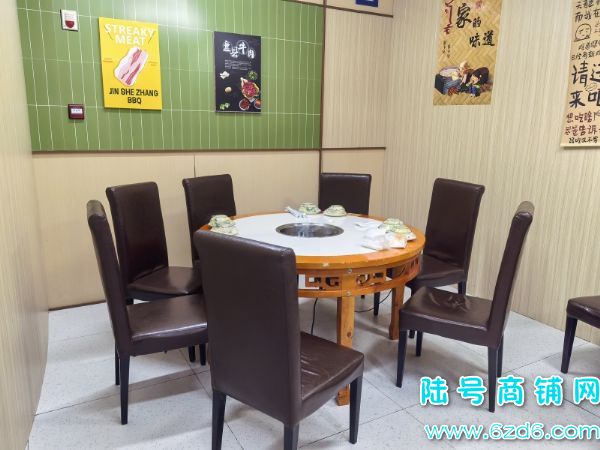 �ڵ���������ʳ�� ţ�л�����ͭ��ţ�����������ת��ʵ��ͼƬ