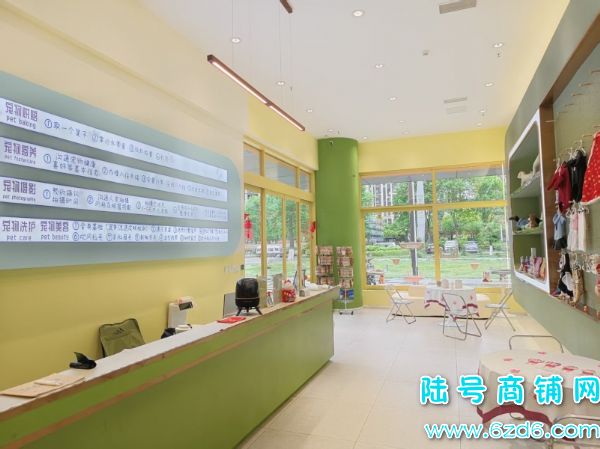 ��ɽ����������C��380ƽ�ǳ����ת�ã�����Ա�ͻ���ʵ��ͼƬ