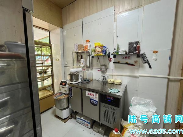 ��½�ţ��������˹ܴ�¥�ٽ����������ת�ã��ɿ�תʵ��ͼƬ