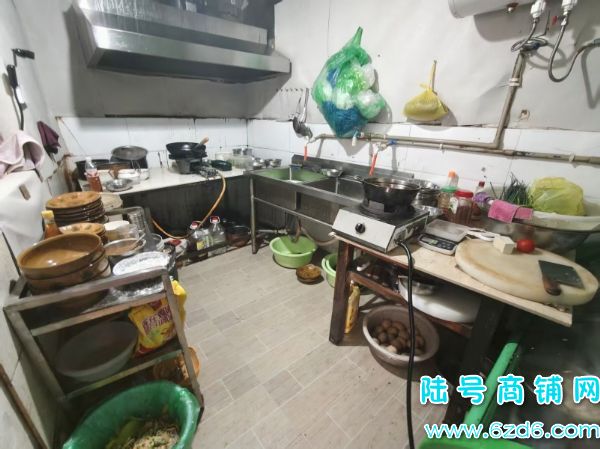 ����800 ����԰�Ƹ��㳡�Ա߽���·30ƽ������ת��ʵ��ͼƬ